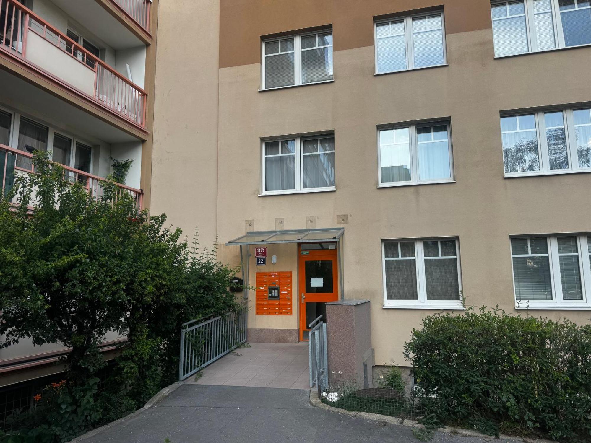 Ferienwohnung Smarty Choice Flat With Deluxe Kitchen Prag Exterior foto